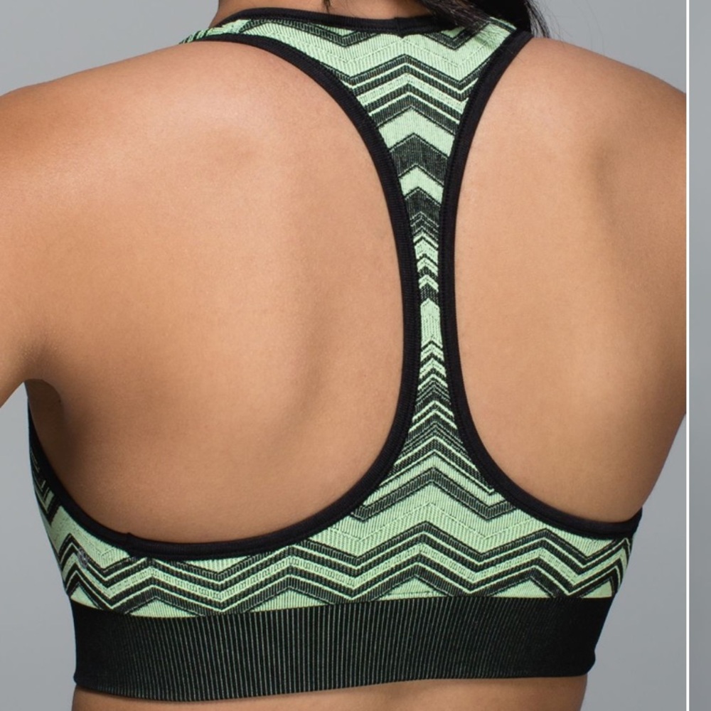 Lululemon Ebb & Flow Racerback Bra
Reversible Heathered Clear Mint Size 8